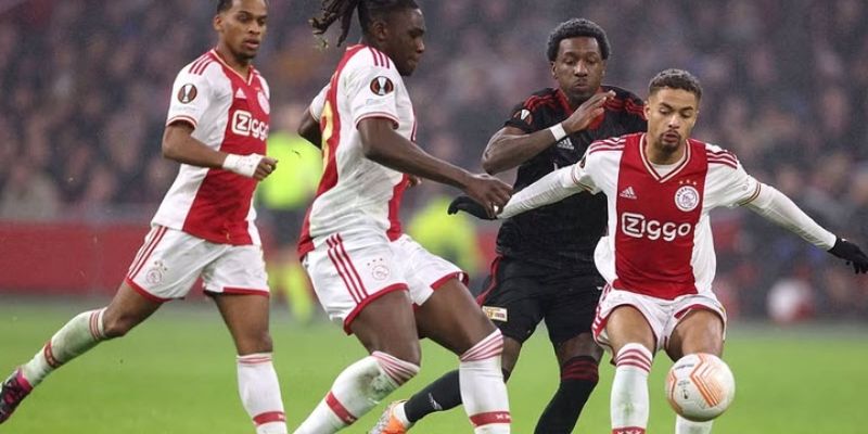 Soi Kèo Ajax Vs Olympiacos Piraeus Ngày 29/01/2026 03:00 Ajax bất lợi