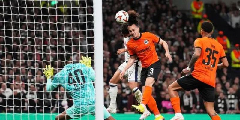 Soi Kèo Eintracht Frankfurt Vs Tottenham Ngày 29/01/2026 03:00 đầy toan tính